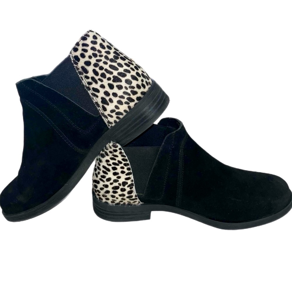 Clarks Demi 2 Beat women’s booties size 9